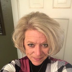 Meet your Posher, Stacie